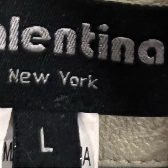 Fur - Picture 4 of 7